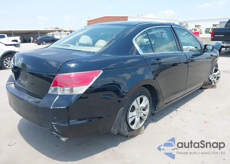 2010 Honda Accord Lxp z USA, uszkodzony, nr VIN 1HGCP2F43AA046479
